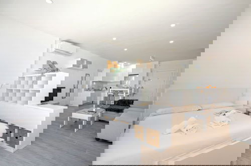 Foto 11 - Sunstay Guadalmar Loft Seaview