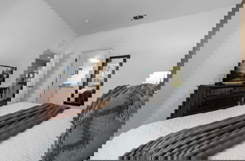 Foto 3 - 3 Bedrooms S / Lucaya Village Townhouse by RedAwning