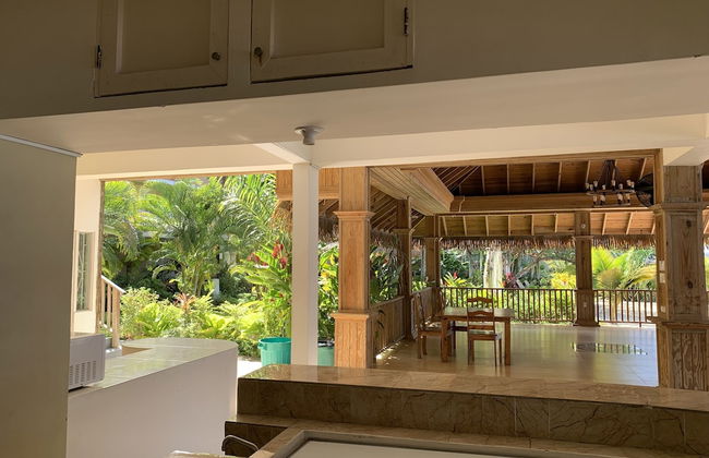 King Suite at Oceanview Resort in Jamaica - Enjoy 7 Miles Of White Sand Beach! 1 Bedroom Villa by RedAwning - Foto 23