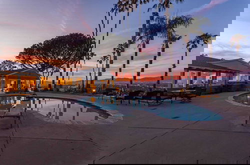 Foto 53 - Oak Hills by Avantstay Panoramic View, Pool, Spa