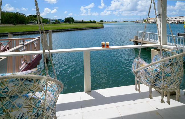 Wild Lotus Villa - Waterfront on Jolly Harbour - Foto 37