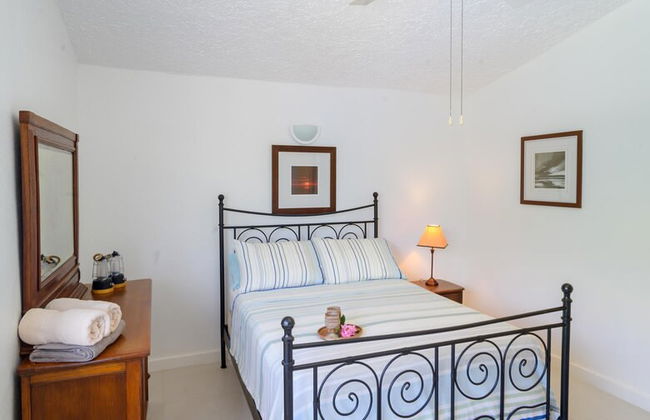 Wild Lotus Villa - Waterfront on Jolly Harbour - Foto 2