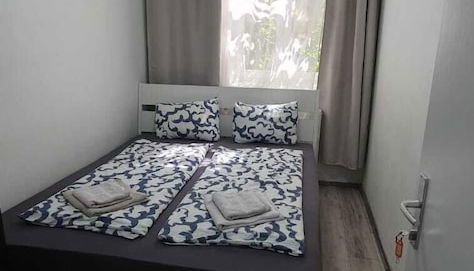 Foto 1 - Enkplatz U3- Affordable 5BR shared Apt.
