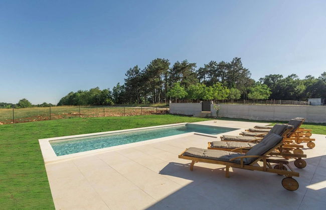 Villa in Žminj with swimming pool and garden - Foto 17