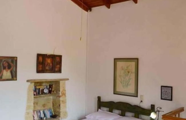 Apanemia Stone House in Crete - Photo 1
