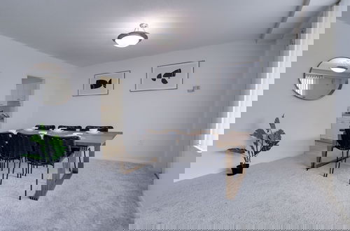 Foto 13 - Modern & Spacious apartment Crystal City