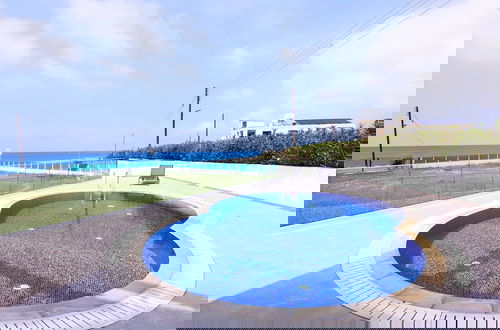Photo 19 - Phaedrus Living Beachfront Villa Mare