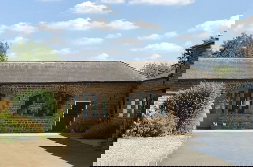 Photo 11 - Beautiful 2 Bedroom Barn in Towcester Northants