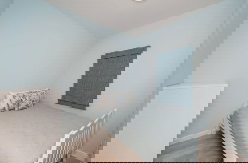 Foto 5 - Sterling Sands 604 2 Bedroom Condo by RedAwning