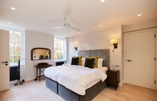 Photo 2 - The Chelsea Haven - Glamorous 1bdr Flat