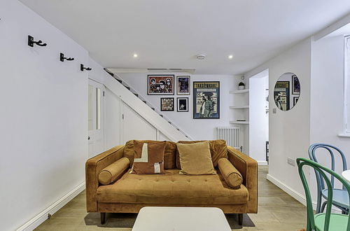 Photo 12 - Clapham Oasis: 1 Bedroom, Sauna, Garden Retreat