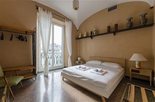 Photo 2 - Altido Exclusive Flat For 6 Near Cathedral Of Genoa