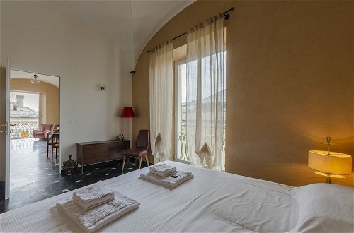 Photo 8 - Altido Exclusive Flat For 6 Near Cathedral Of Genoa