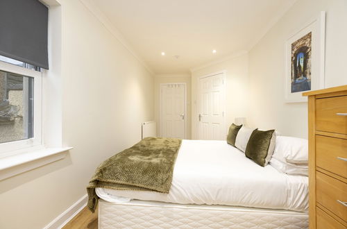 Photo 13 - Altido Gorgeous Flat Near Edinburgh Castle W/ Parking