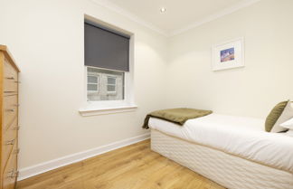 Photo 3 - JOIVY Gorgeous Flat Near Edinburgh Castle W/ Parking