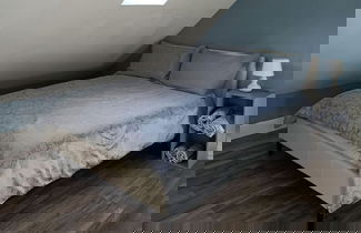 Foto 3 - 2 Bedroom Apt - Stunning Views, Balcony, Parking