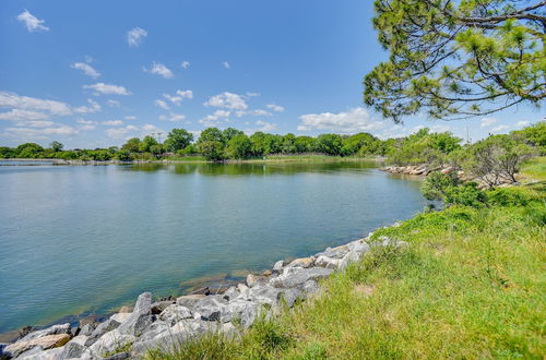 Photo 8 - Charming Newport News Cottage < 1 Mi to Ocean