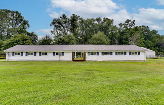 Photo 2 - Dawsonville Apartment w/ Covered Patio