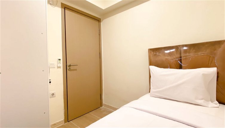 Foto 1 - Homey And Modern 2Br At 6Th Floor Meikarta Apartment