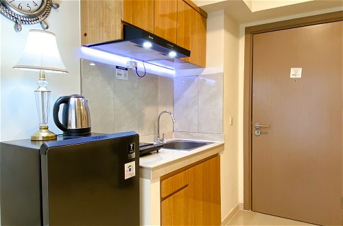 Foto 8 - Homey And Modern 2Br At 6Th Floor Meikarta Apartment