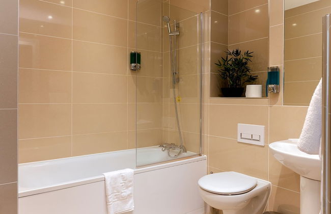 Skyvillion - Tower Point Enfield 1bed W Balcony - Foto 18