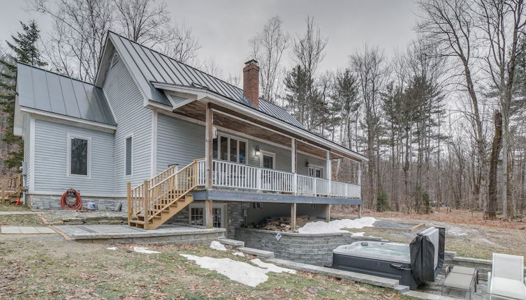 Foto 1 - Peaceful Cavendish Retreat w/ Hot Tub & Fireplace