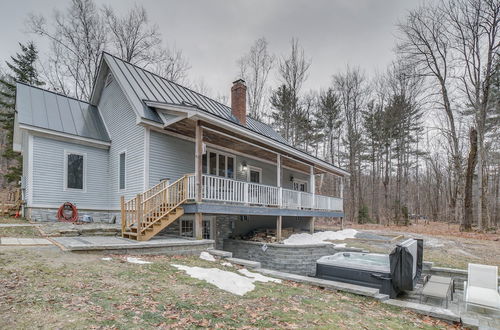 Foto 1 - Peaceful Cavendish Retreat w/ Hot Tub & Fireplace