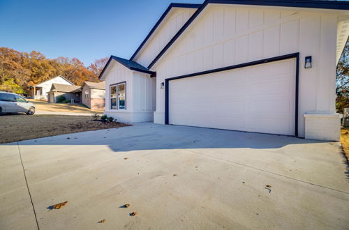 Photo 22 - Charming Grove Home w/ Deck Near Grand Lake