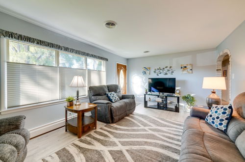 Photo 1 - Dog-friendly Illinois Abode w/ Bar, Yard & Sunroom