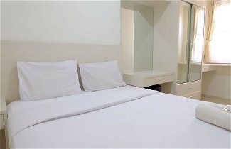 Photo 3 - Stylish Modern 2Br Apartment At Parahyangan Residence