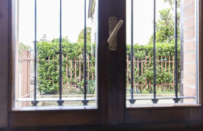 Erba 6 in Baranzate With 1 Bedrooms and 1 Bathrooms - Foto 40