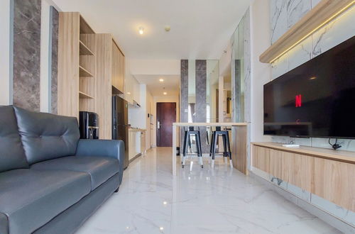 Photo 18 - Spacious And Homey 2Br At Sky House Bsd Apartment