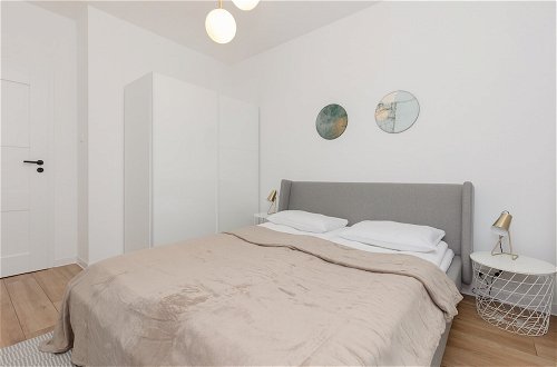 Photo 4 - Spacious Apartment by Renters