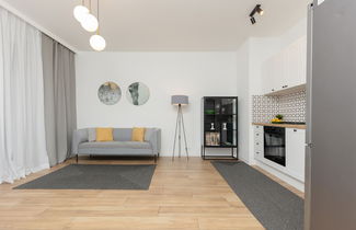 Foto 2 - Spacious Apartment by Renters