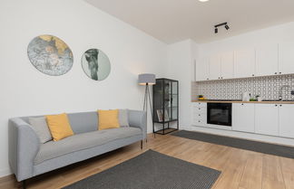 Photo 1 - Spacious Apartment by Renters