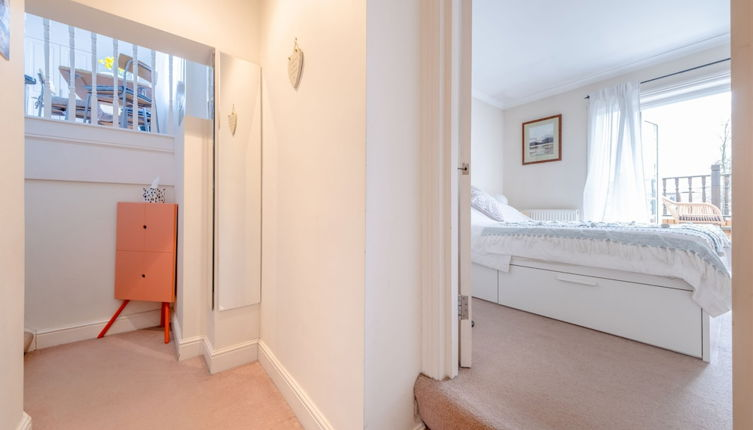 Photo 1 - Inviting 1BD Flat With Lovely Balcony - Willesden