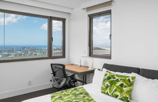 Photo 2 - K B M Resorts: Waikiki Hilltop House 5 Bed/4.5 Bath With Sweeping Ocean and Waikiki City Views