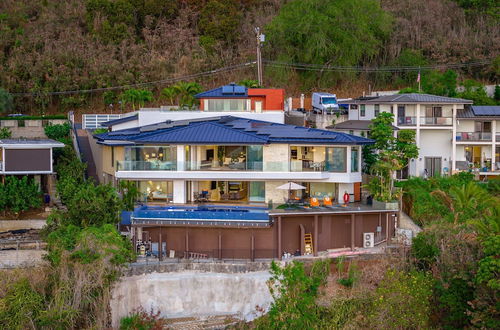 Foto 21 - K B M Resorts: Waikiki Hilltop House 5 Bed/4.5 Bath With Sweeping Ocean and Waikiki City Views