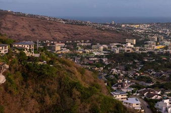 Foto 22 - K B M Resorts: Waikiki Hilltop House 5 Bed/4.5 Bath With Sweeping Ocean and Waikiki City Views