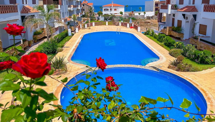 Photo 1 - Apartment with pool direct access to sea