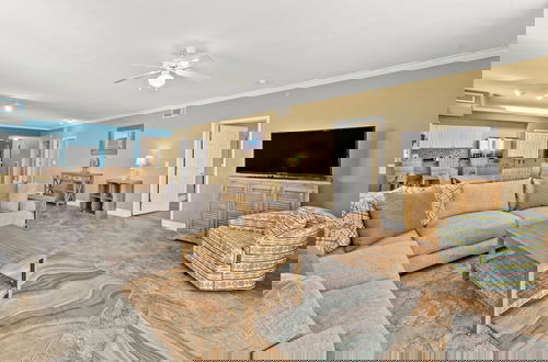 Foto 43 - Tidewater Beach Resort
