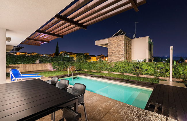 Lake Sunbeam Villa by Wonderful Italy - Photo 39