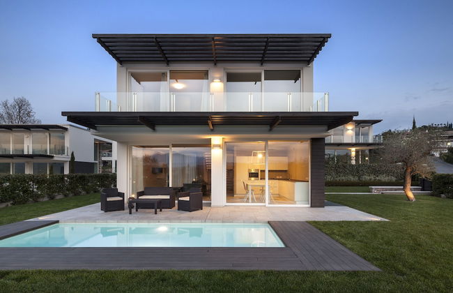 Lake Sunbeam Villa by Wonderful Italy - Photo 44