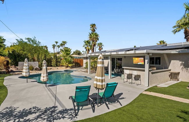 3 BDR Desert Oasis in the Heart of Palm Springs! - Foto 39