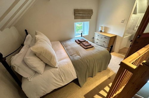 Photo 2 - Beautiful 4-bed Cottage in Heart of the Cotswolds