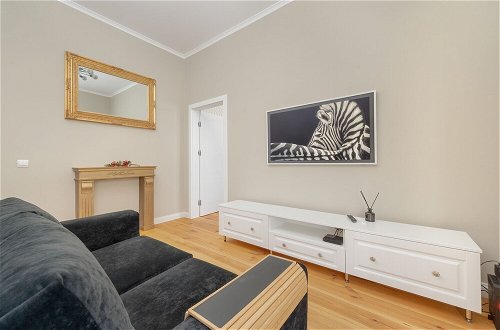 Photo 18 - One Bedroom Apartment for 3 by Renters