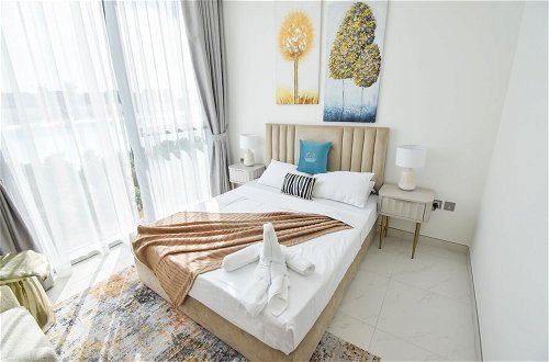 Photo 11 - Yogi - Luxury Apartment With Beach Access