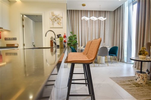 Foto 25 - Yogi - Luxury Apartment With Beach Access