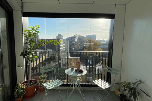 Photo 17 - Bright 1BD Flat W/balcony - Heart of Brixton