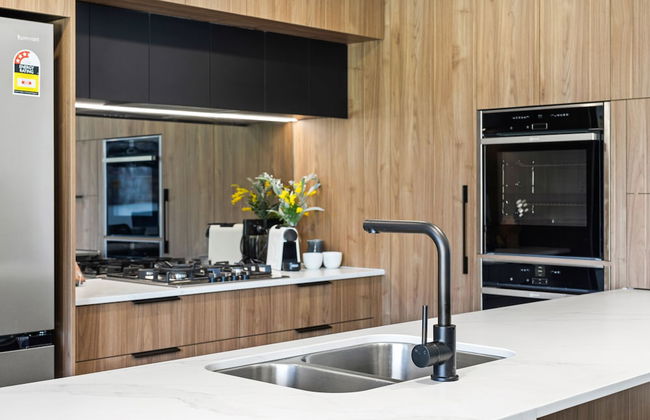 The Monterey Apartments by Urban Rest - Photo 11